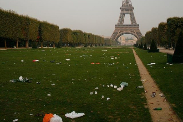 Российский экологический оператор призвал россиян «не разводить Париж» в своих дворах